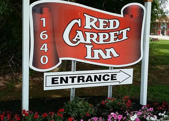 Red Carpet Inn - Louisville
