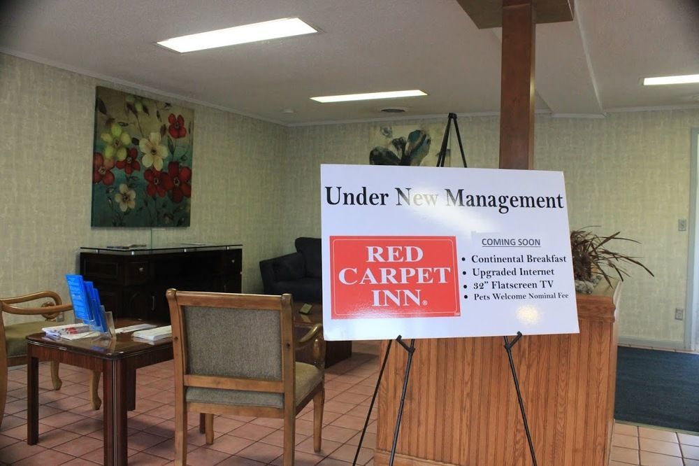 Hotel Red Carpet - Louisville